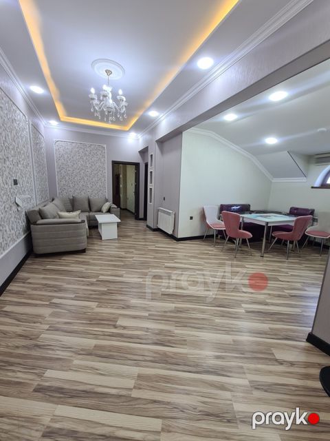 İcarəyə verilir 3 otaqlı ofis 90 m² — Bakı