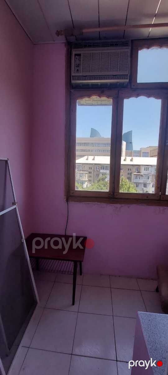 Satılır 2 otaqlı köhnə tikili 60 m² — Mənzil, Bakı (3)