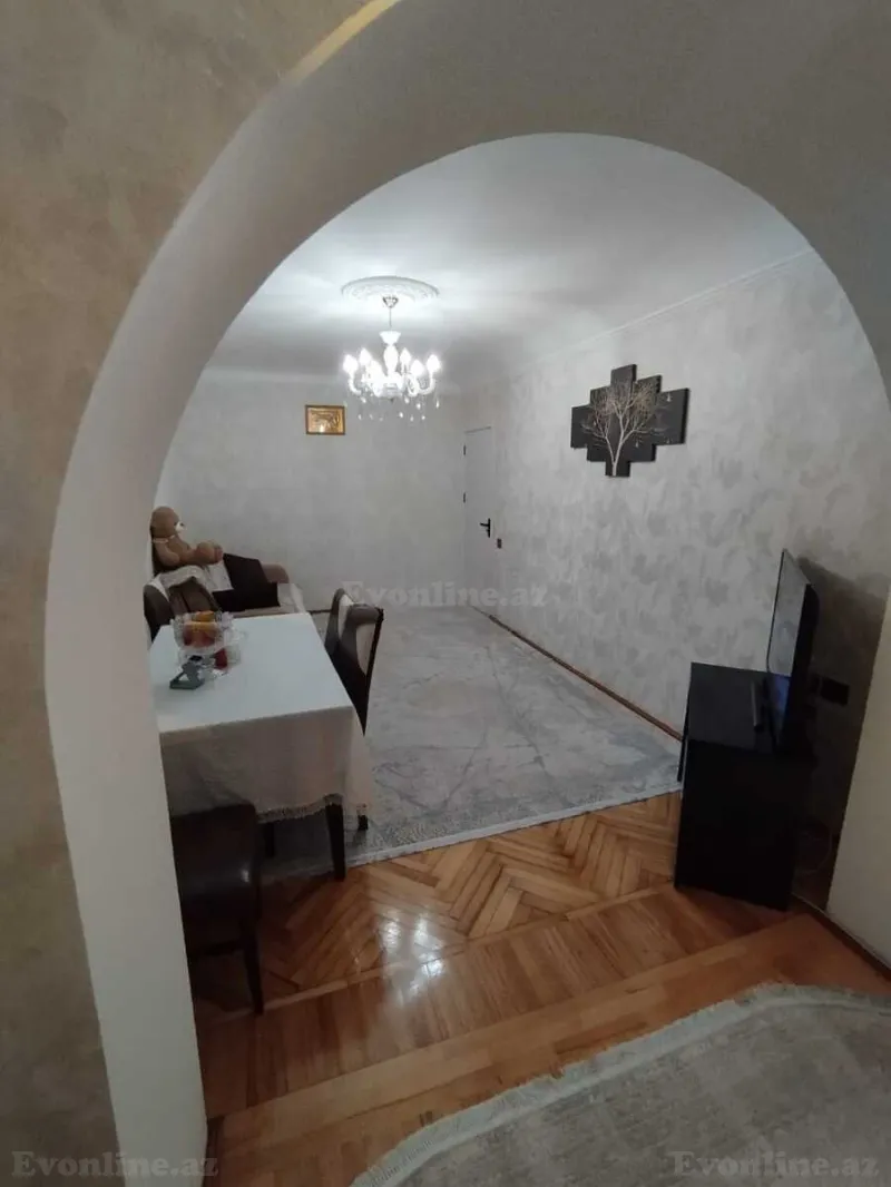 Satılır 3 otaqlı Mənzil Köhnə tikili 75 m² Bakı, Xətai r — Mənzil, Bakı (2)