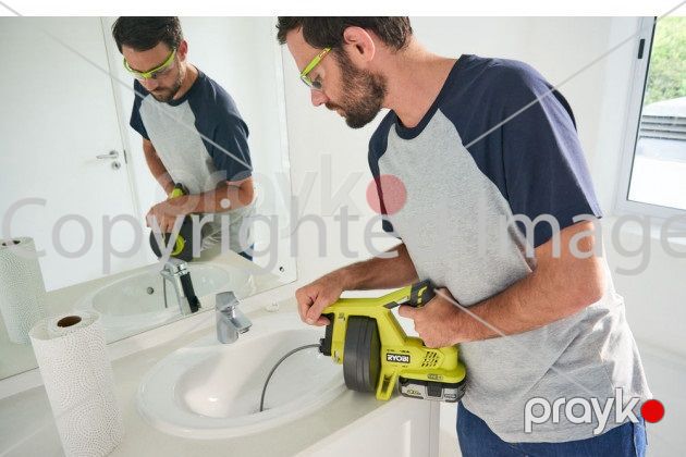 Boruların təmizlənməsi üçün akkumulyatorlu maşın Ryobi R18DA-0 ONE+ 5133004642 — Təmir və inşaat, Bakı (2)