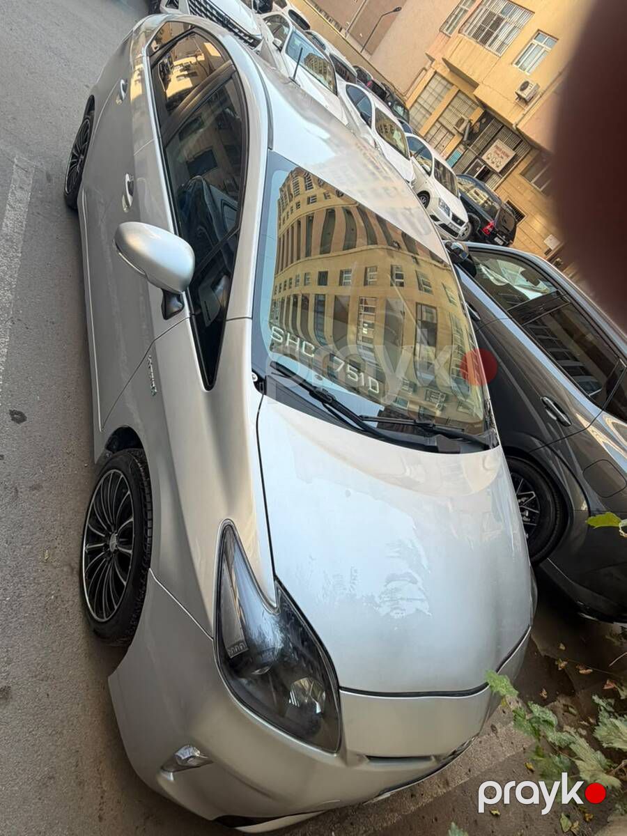 Toyota Prius, 2010 il — Avtomobillər, Bakı (4)
