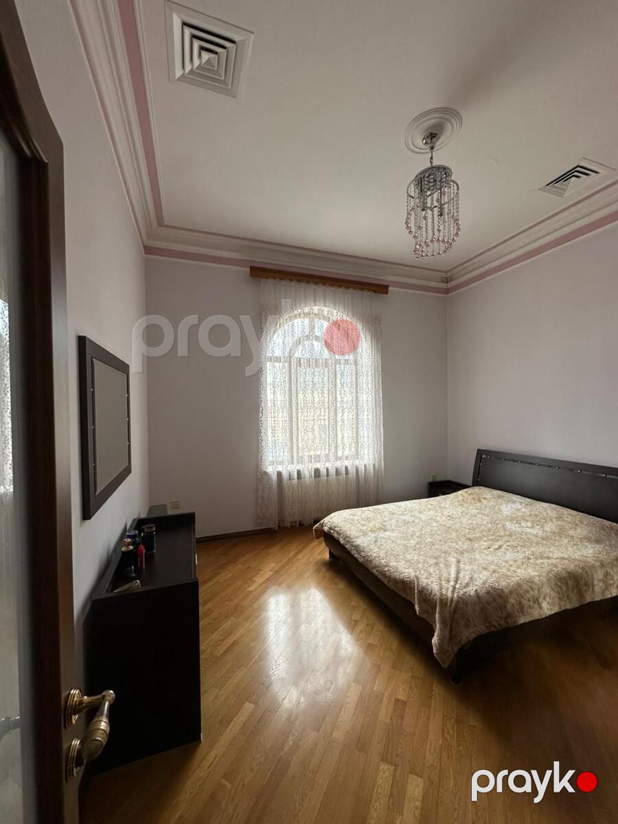 İcarəyə verilir 11 otaqlı həyət evi/bağ evi 600 m² — Ev, villa, Bakı (12)