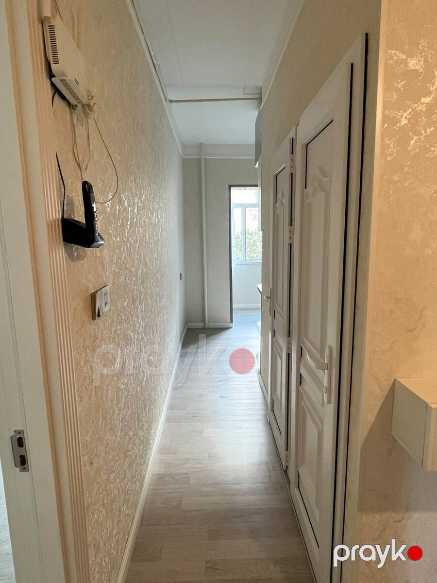 Satılır 2 otaqlı köhnə tikili 65 m² — Mənzil, Bakı (2)
