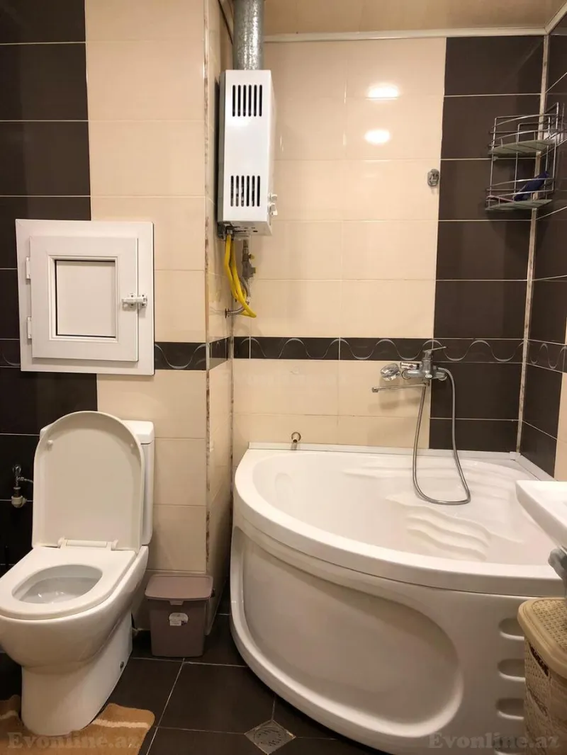 Satılır 3 otaqlı Mənzil Köhnə tikili 85 m² Bakı, Xətai r., Əhmədli m — Mənzil, Bakı (7)