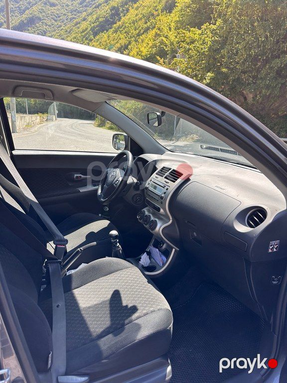 Toyota Urban Cruiser, 1.4 L, 2009 il, 190 000 km — Avtomobillər, Şəki (8)