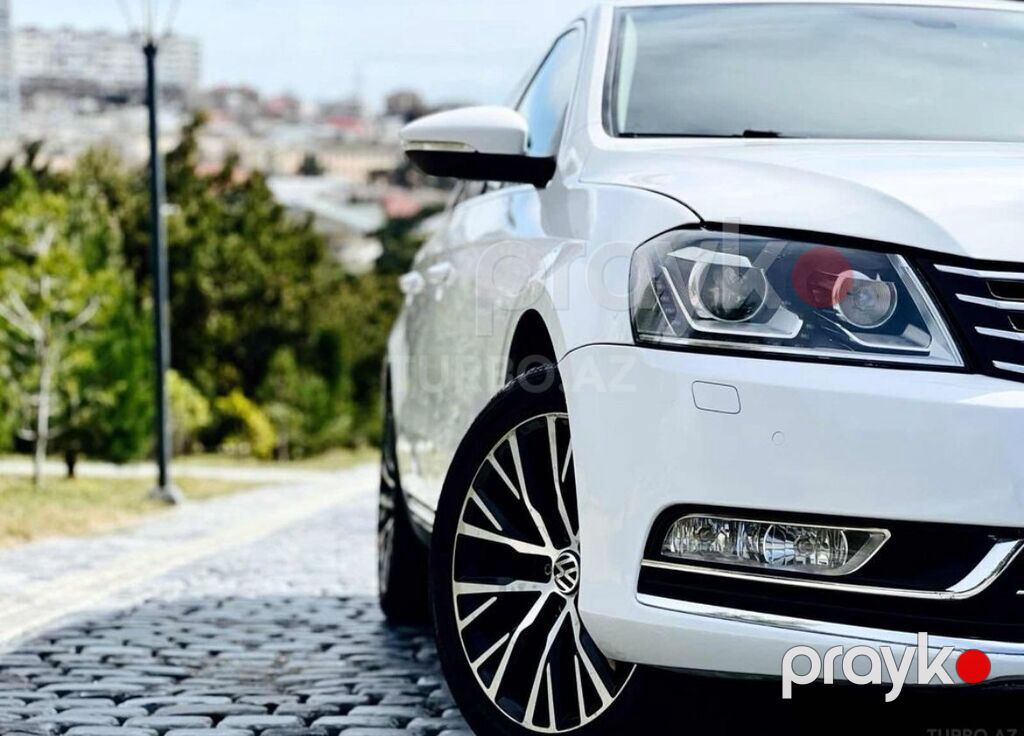 Volkswagen Passat, 2.5 L, 2013 il, 241 323 km — Avtomobillər, Bakı (4)