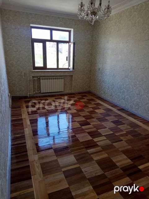 Satılır 3 otaqlı köhnə tikili 100 m² — Bakı