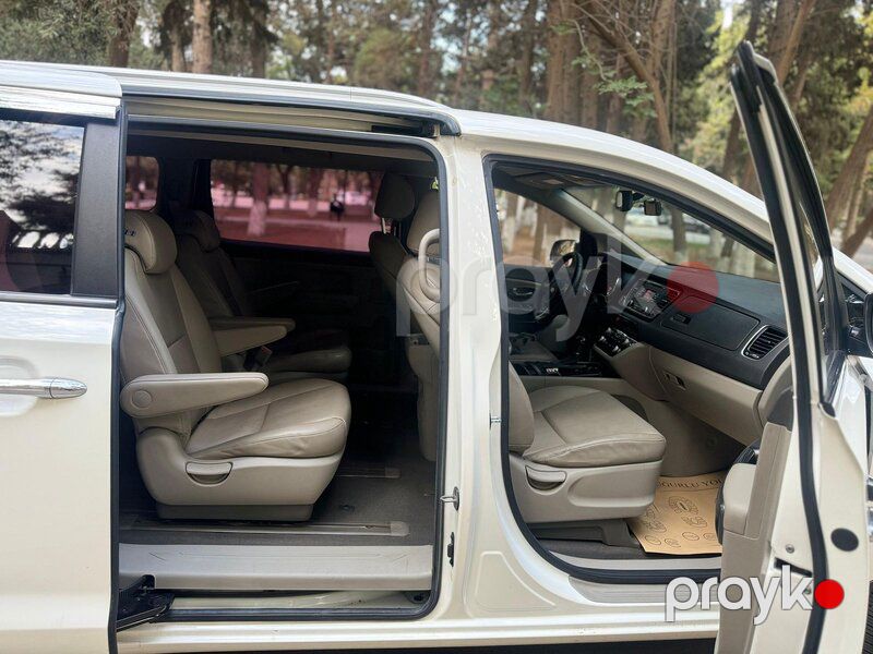 Kia Carnival 9 yerlik — Minik avtomobili icarəsi, Bakı (7)