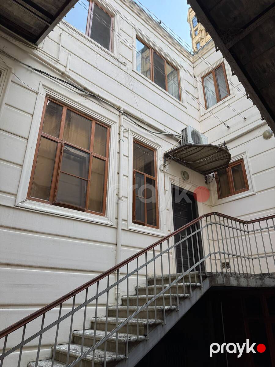 Satılır 9 otaqlı həyət evi/bağ evi 550 m² — Ev, villa, Bakı (3)