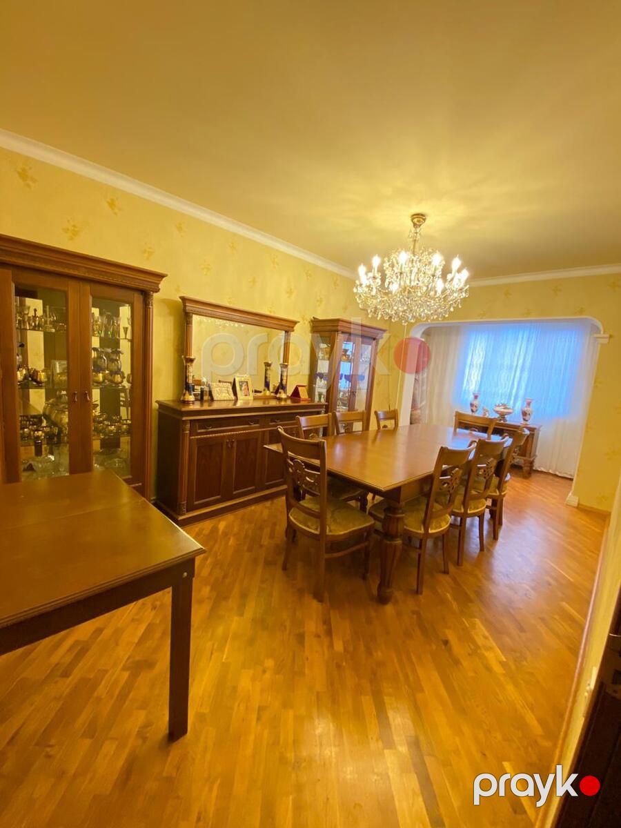 Satılır 4 otaqlı köhnə tikili 108 m² — Mənzil, Bakı (3)