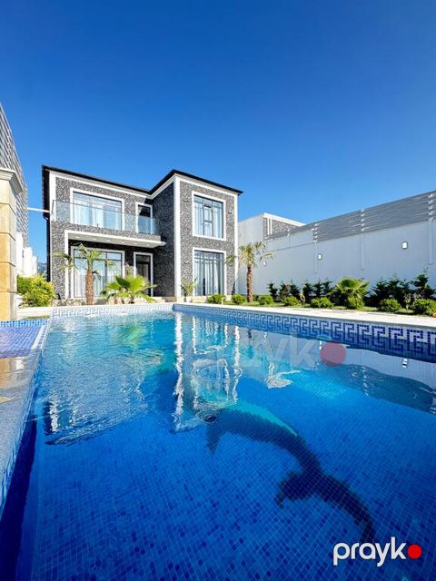 Satılır 5 otaqlı həyət evi/bağ evi 200 m² — Bakı
