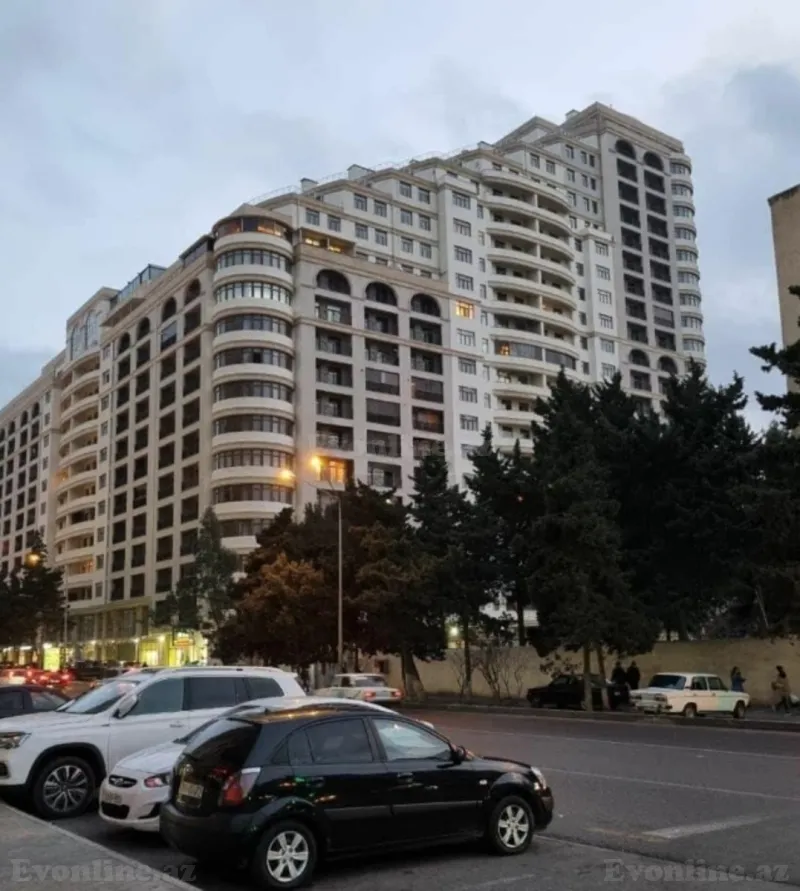 Satılır 1 otaqlı Mənzil Yeni tikili 61 m² Bakı, Sabunçu r., Bakıxanov — Bakı