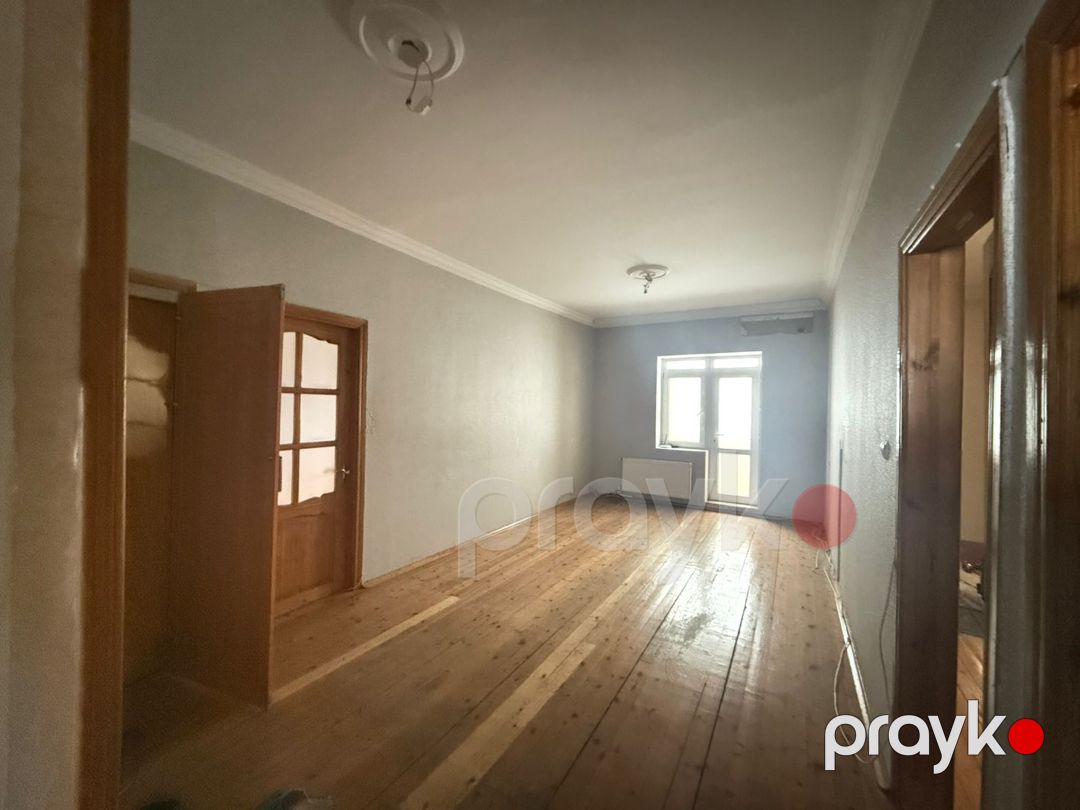 Satılır 4 otaqlı köhnə tikili 110 m² — Mənzil, Bakı (4)
