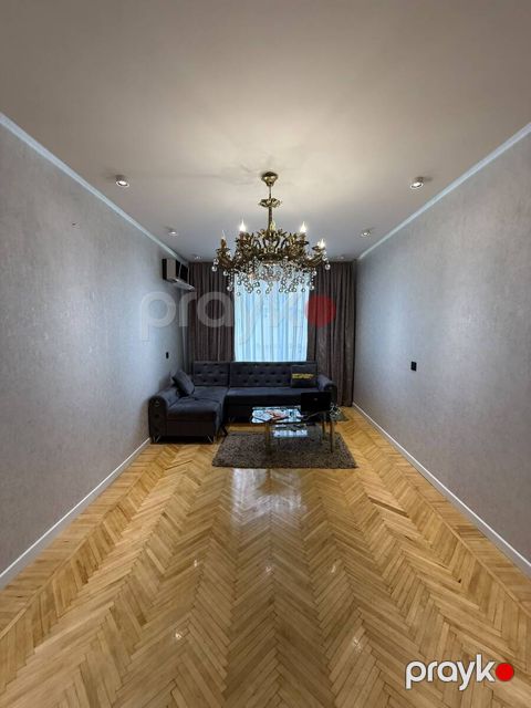 Satılır 3 otaqlı köhnə tikili 80 m² — Bakı