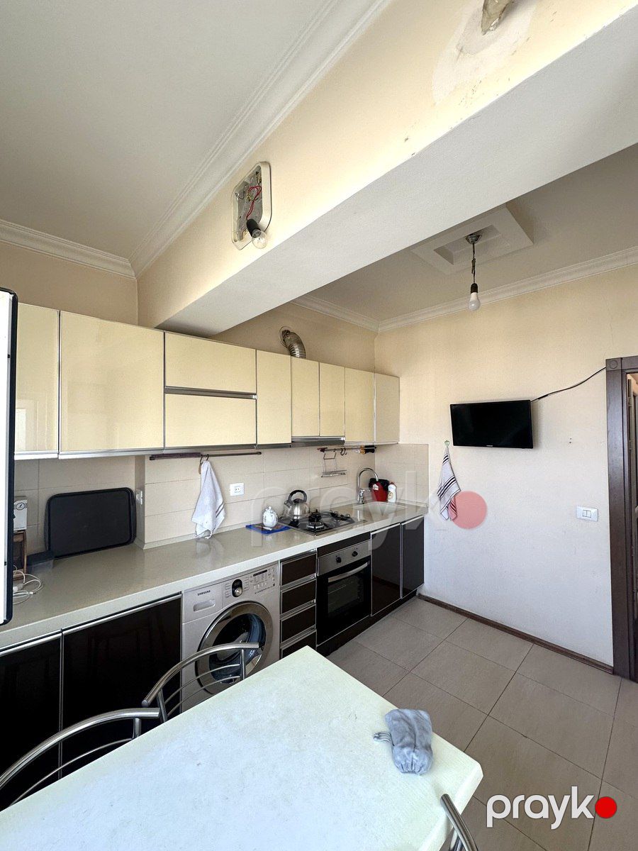 Satılır 4 otaqlı köhnə tikili 100 m² — Mənzil, Bakı (6)