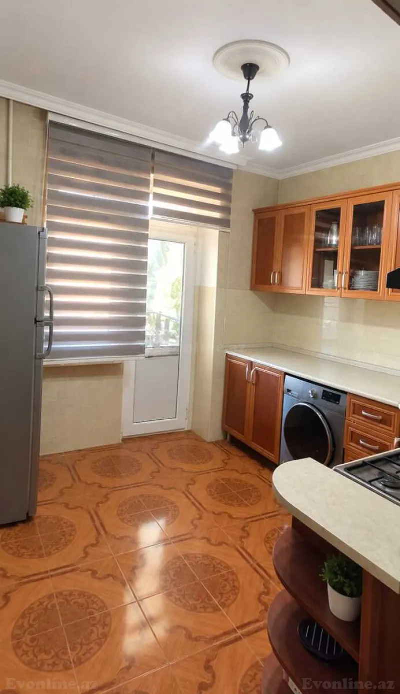 Satılır 3 otaqlı Mənzil Köhnə tikili 80 m² Bakı, Xətai r — Mənzil, Bakı (2)