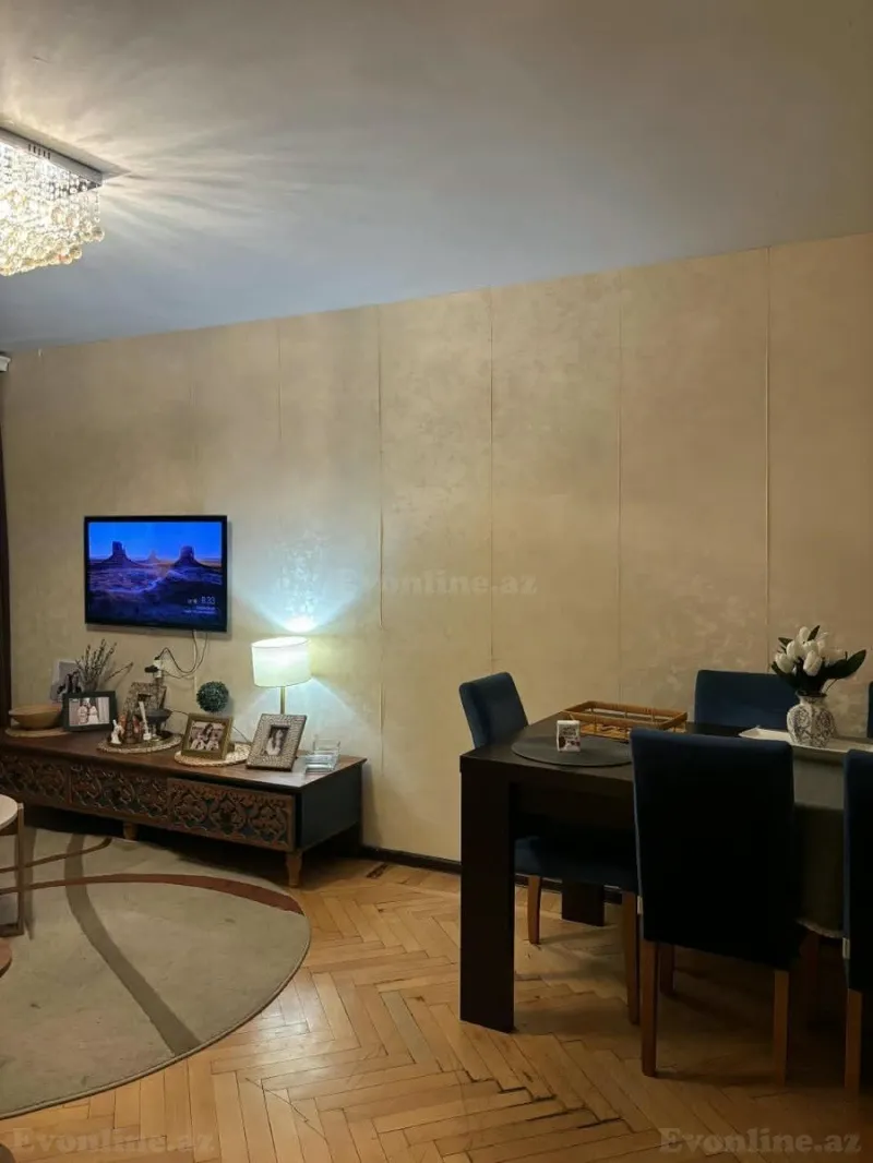 Satılır 2 otaqlı Mənzil Köhnə tikili 50 m² Bakı, Yasamal r., İnşaatçılar m — Mənzil, Bakı (2)