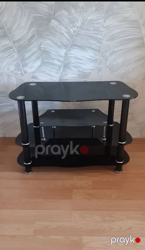 Şüşə TV stendi / media konsolu - Rəng: qara, parlaq - Material: sərt — Xırdalan