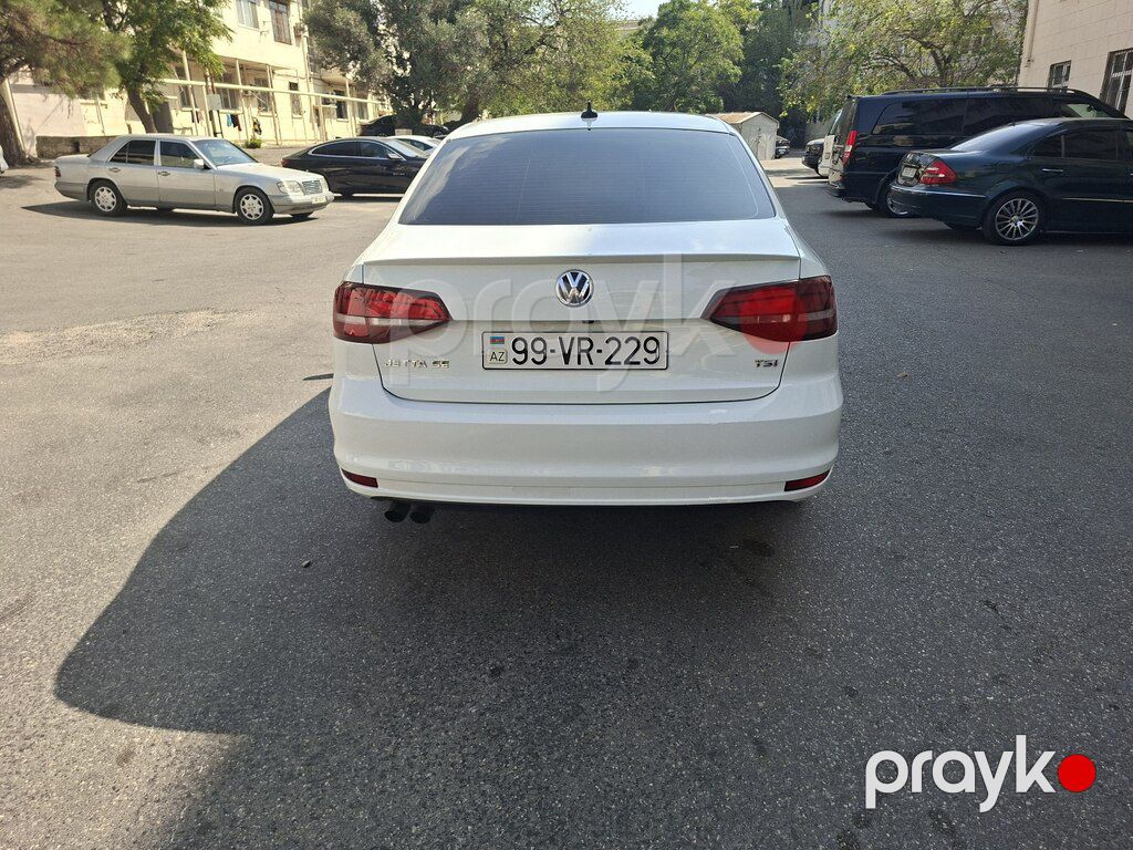 Volkswagen Jetta, 1.4 L, 2017 il, 197 768 km — Avtomobillər, Bakı (4)