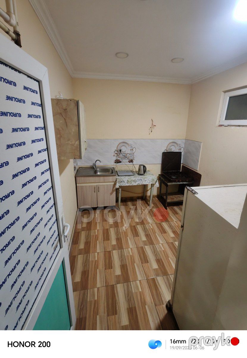 İcarəyə verilir 1 otaqlı həyət evi/bağ evi 50 m² — Ev, villa, Bakı (4)