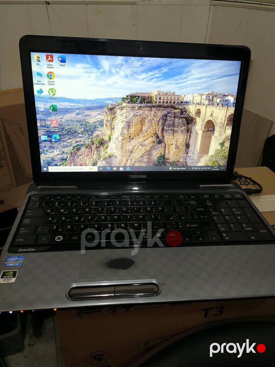 Noutbuk Toshiba — Noutbuklar, Bakı (6)