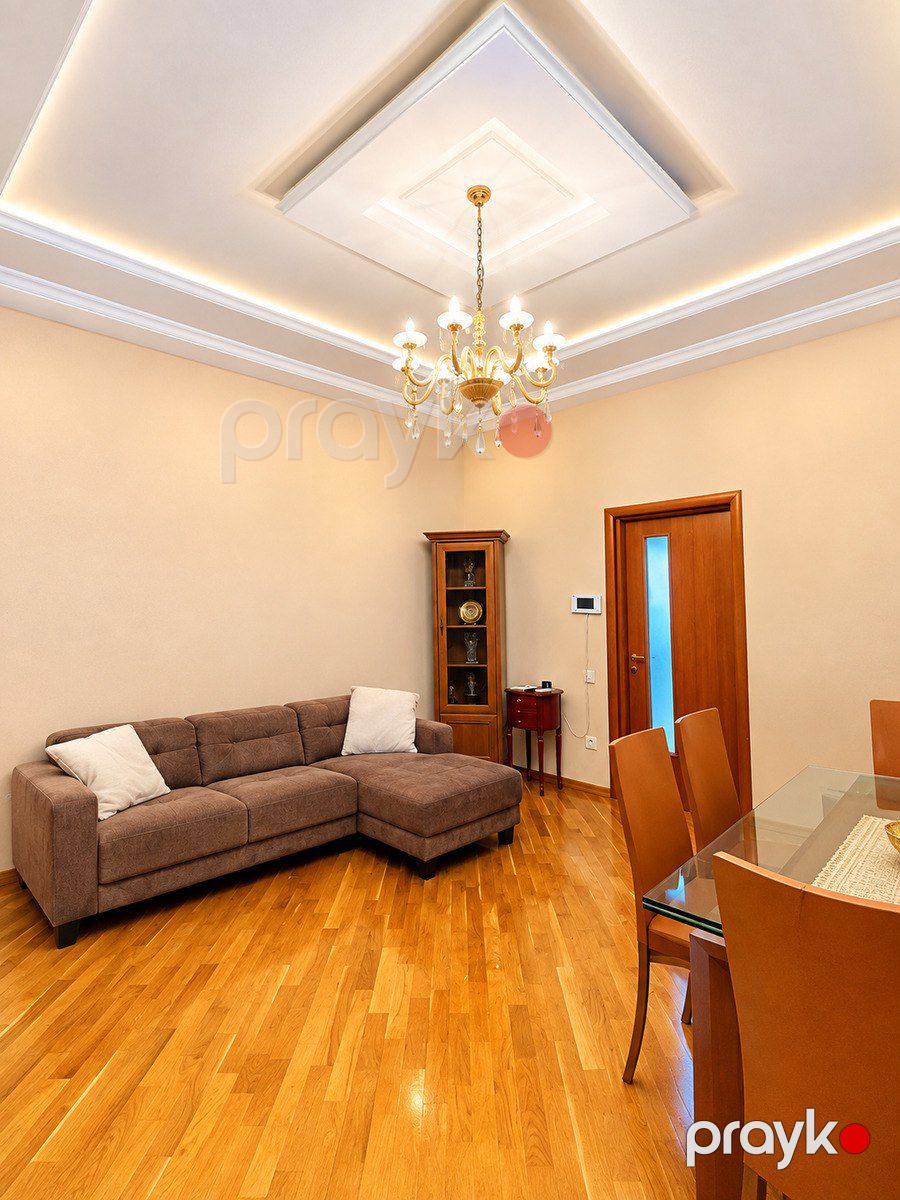 Satılır 4 otaqlı köhnə tikili 135 m² — Mənzil, Bakı (12)