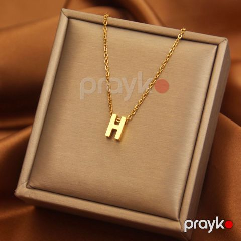 Boyunbağı H hərf motivli qızılı — Bakı