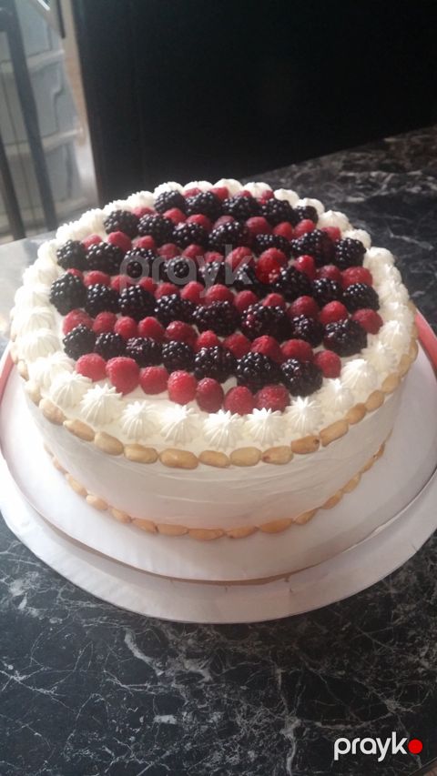 Tort sifarişi — Bakı