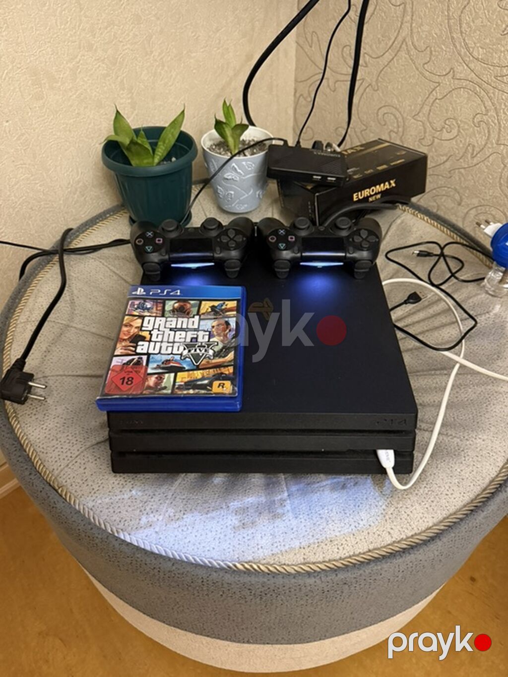 PlayStation 4 Pro (PS4 Pro) oyun konsolu Xüsusiyyətlər: - PS4 Pro — Oyun konsolları, Sumqayıt (2)