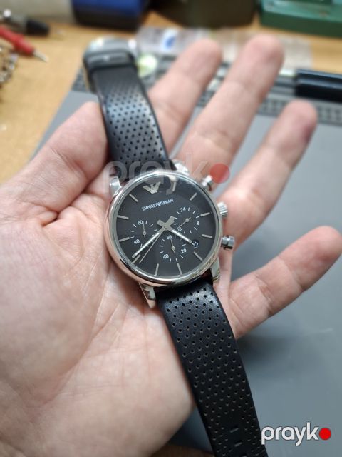 Armani, Ulisse Nardin qol saatları — Bakı