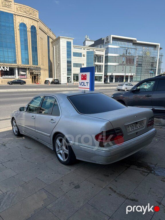 Mercedes E 280, 2.8 L, 2000 il, 357 000 km — Avtomobillər, Bakı (4)