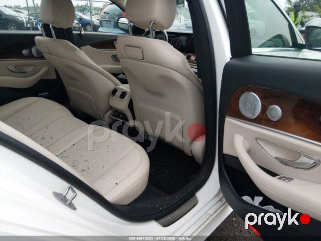 Mercedes E 300 4MATIC, 2.0 L, 2018 il, 186 555 km — Avtomobillər (10)