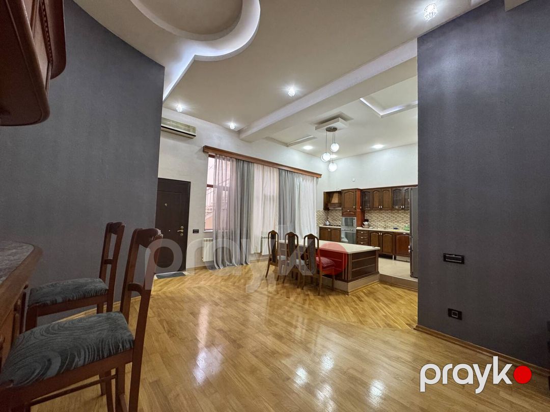 Satılır 9 otaqlı həyət evi/bağ evi 550 m² — Ev, villa, Bakı (12)