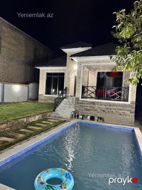 Günlük 3 otaqlı Həyət evi / Villa, 150 m², Qəbələ — Qəbələ