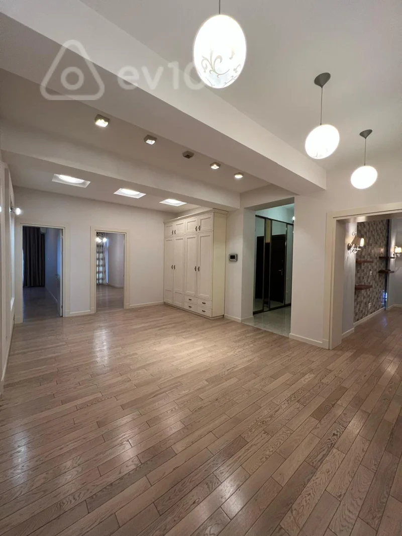 4 otaqlı mənzil, 200 m², Həsən Bəy Zərdabi — Mənzil, Bakı (10)