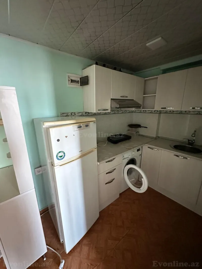 Satılır 2 otaqlı Mənzil Köhnə tikili 40 m² Bakı, Xətai r — Mənzil, Bakı (5)