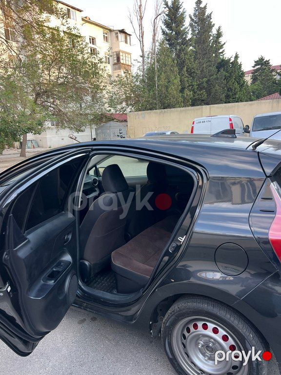 Toyota Aqua, 1.5 L, 0.9 kWh, 2015 il, 290 000 km — Avtomobillər, Bakı (8)