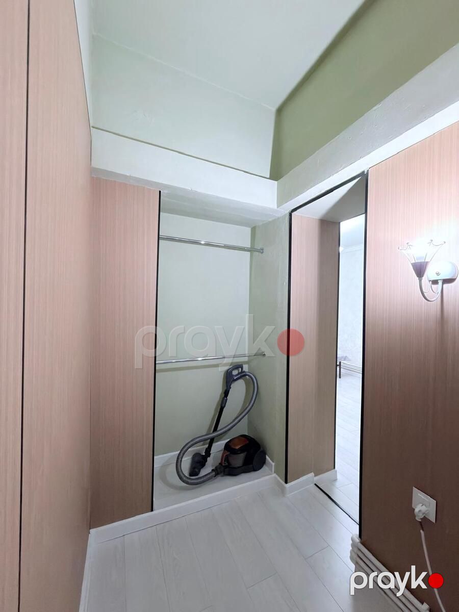 İcarəyə verilir 1 otaqlı köhnə tikili 47 m² — Mənzil, Bakı (9)
