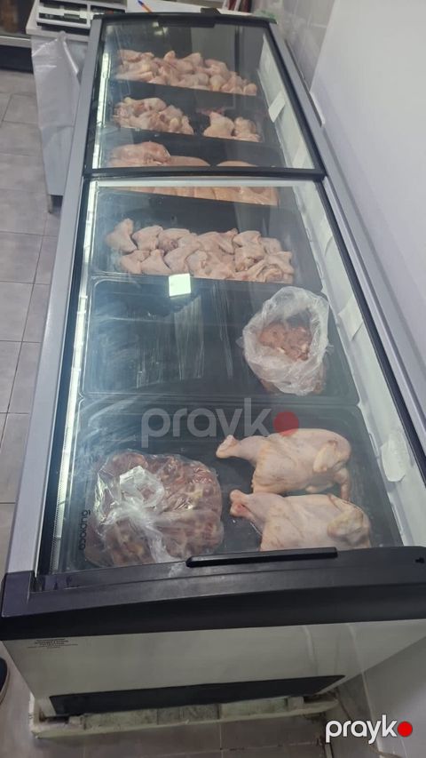Soyuducu satilir‼ 1200 azn Olcu 2metr ideal veziyyetde — Bakı