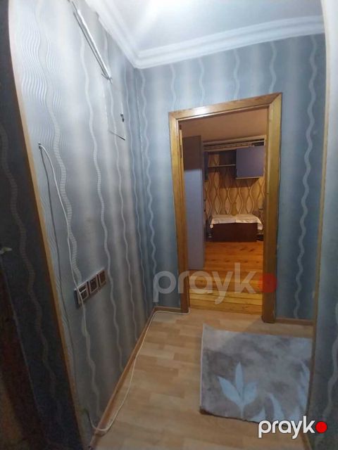 İcarəyə verilir 2 otaqlı köhnə tikili 35 m² — Bakı