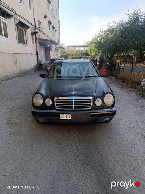 Mercedes E 230, 2.3 L, 1996 il, 433 000 km — Şəki