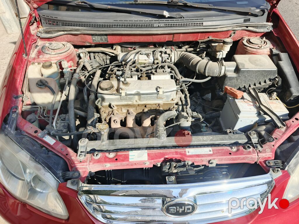 BYD sedan – qırmızı rəng, kompakt və iqtisadi şəhər avtomobili — Avtomobillər, Mehdiabad (4)