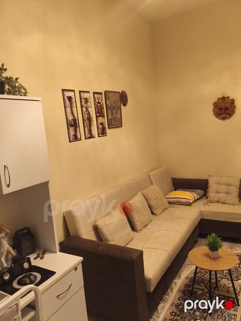 Satılır 2 otaqlı köhnə tikili 45 m² — Bakı