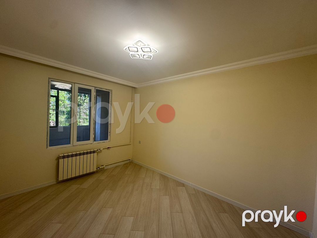 Satılır 4 otaqlı köhnə tikili 105 m² — Mənzil, Bakı (10)