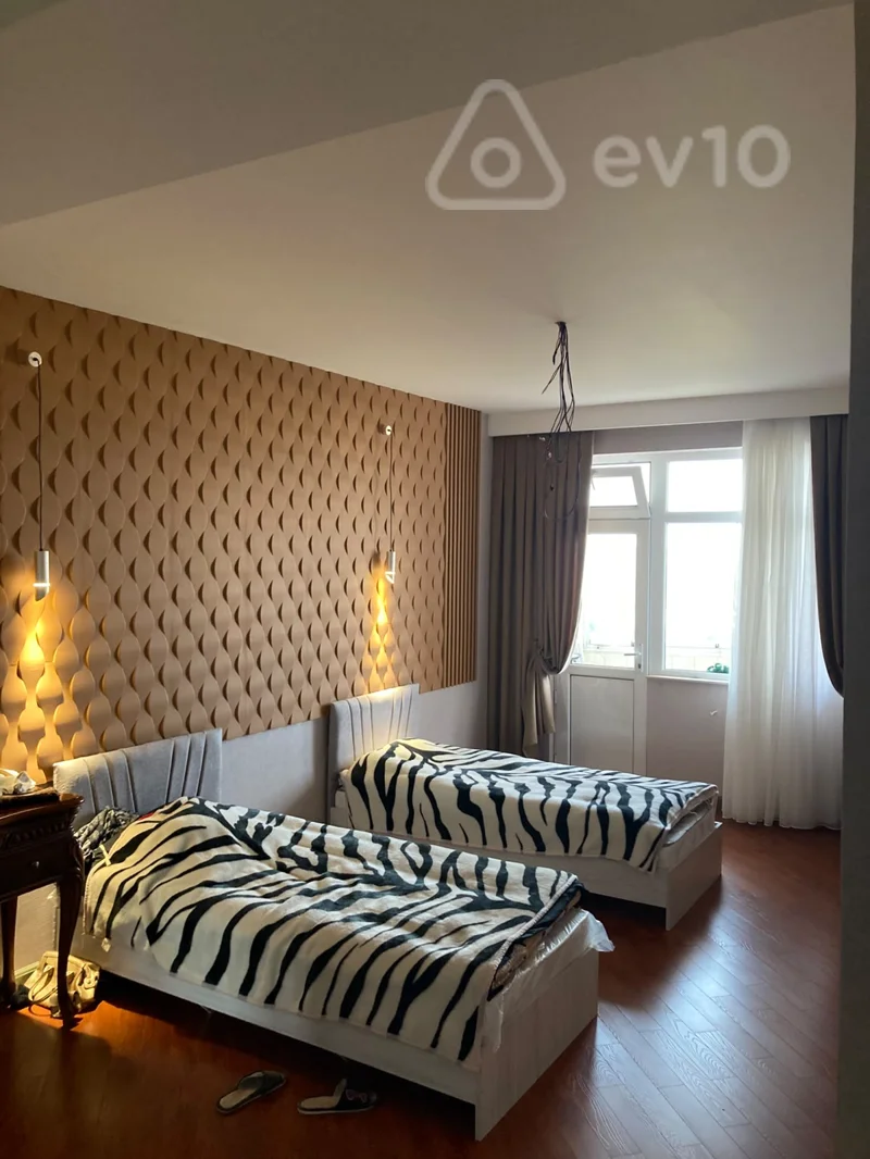 3 otaqlı mənzil, 131 m², Mirmahmud Kazımovski küçəsi — Mənzil, Bakı (8)