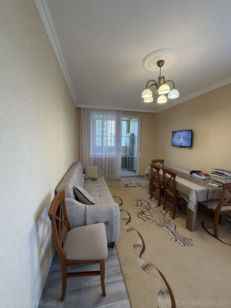 Satılır 2 otaqlı Mənzil Köhnə tikili 40 m² Bakı, Binəqədi r., Azadlıq prospekti m., 8-ci mikrorayon — Mənzil, Bakı (8)