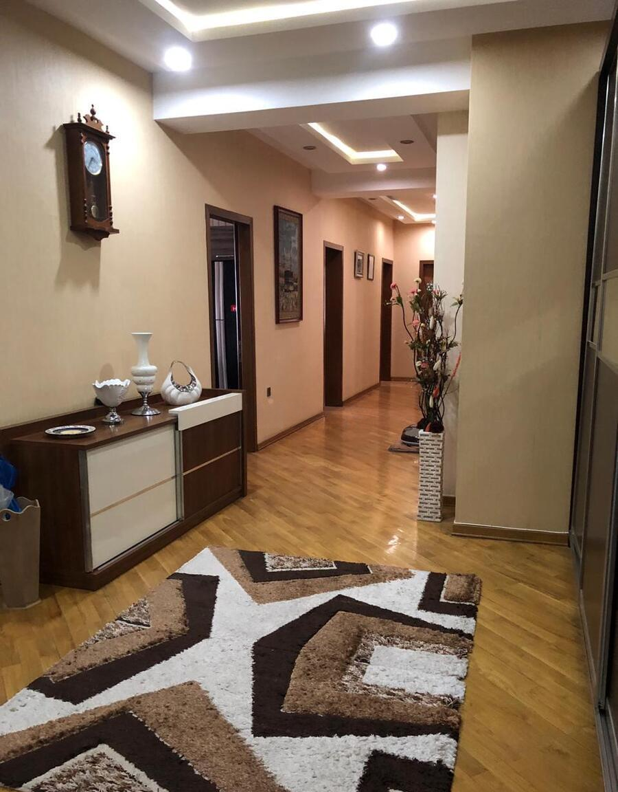 4 otaqlı mənzil 197 m² satılır — Mənzil, Bakı (12)