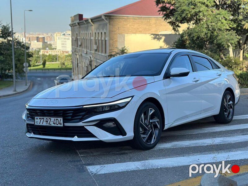 Hundai Elantra 2018 — Minik avtomobili icarəsi, Bakı (4)