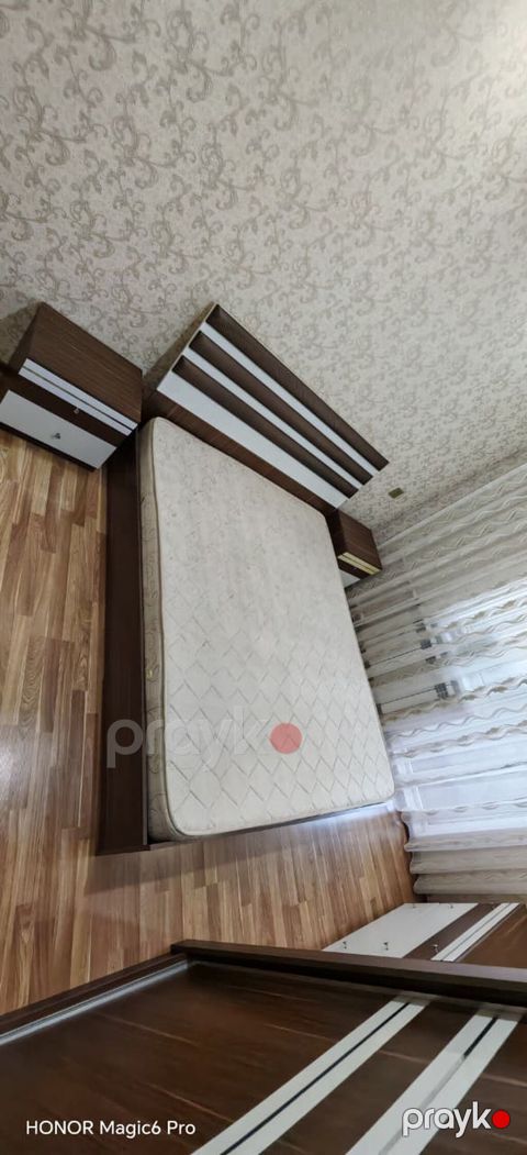YTaxt ve iki eded tunba satilir 180azn.Baza yoxdu.Unvan Razin²Unvana — Digah