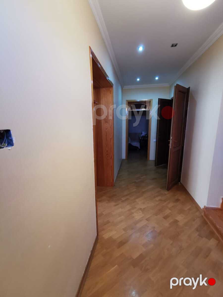 Satılır 4 otaqlı həyət evi/bağ evi 300 m² — Ev, villa, Bakı (5)
